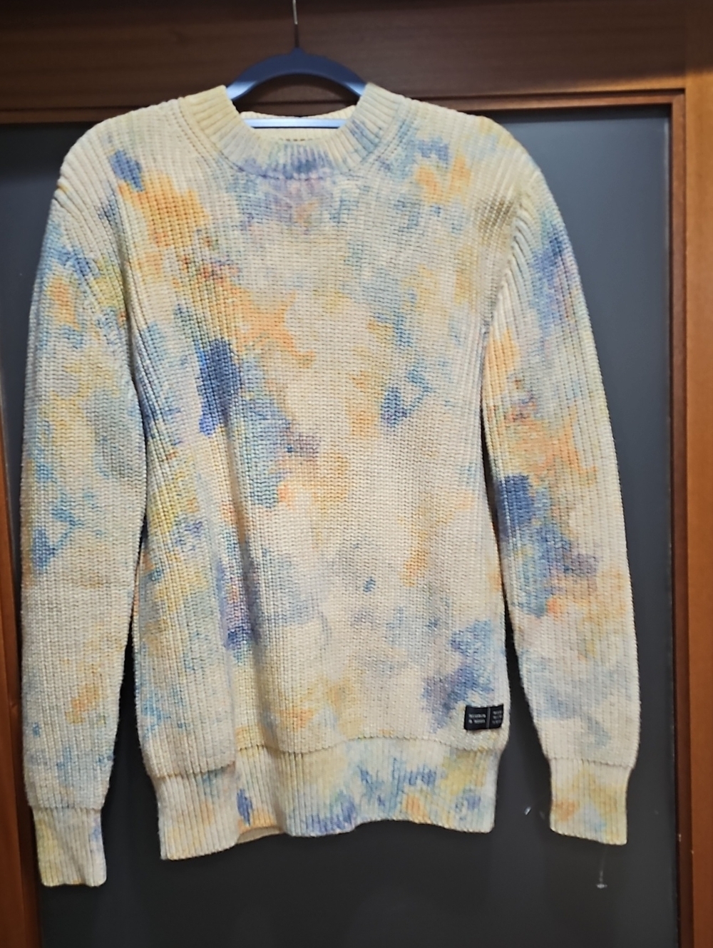 Scotch & Soda Cream Tie-Dye Crewneck Sweater with Blue and Yellow Accents